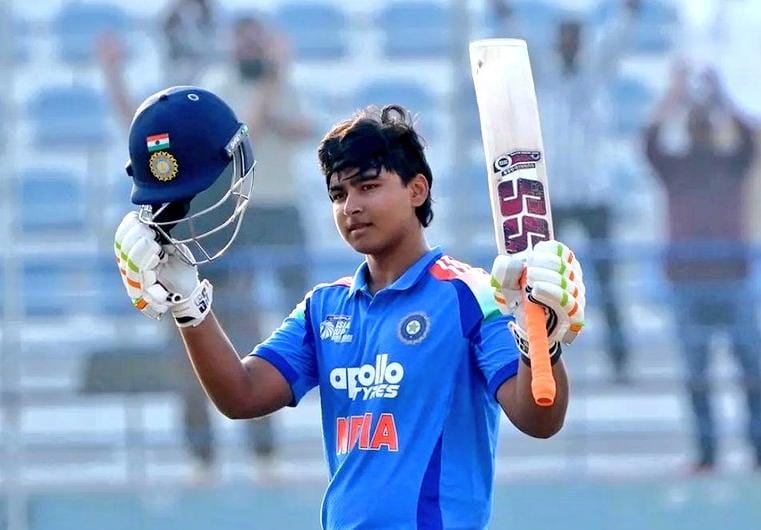 Key Players to Watch in U19 World Cup 2026 India squad:: Vaibhav Suryavanshi- With experience in domestic List A cricket (including a 190 for Bihar), he brings maturity to the batting lineup.